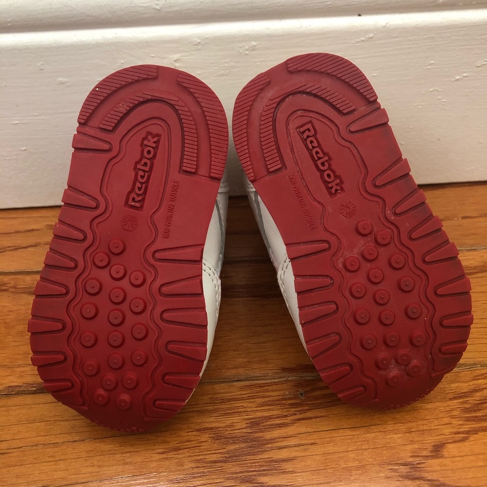 Reebok | 2 - Picture 4 of 8